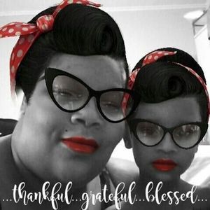 Meet your Posher, Ebony